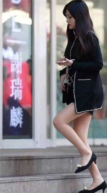 鲍鱼里流着别人的特仑苏