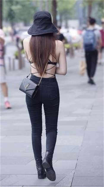 贵阳一中高一事件门