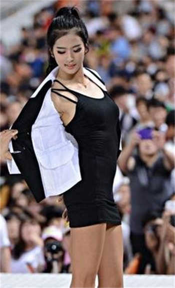 女性蝴蝶唇很丑怎么办