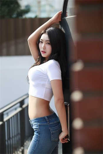 买多贵的车可以睡女销售