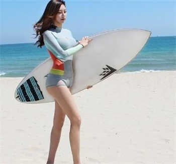 上海白雪中年女王