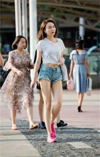 薄少宠妻请低调免费