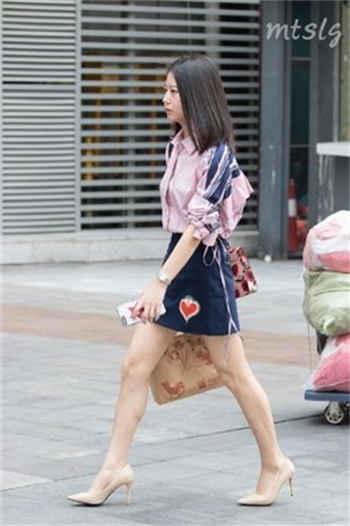 拉稀girlpoop