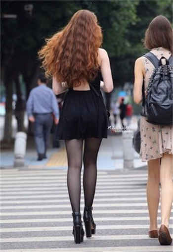 怎么才能抠到女友尿床