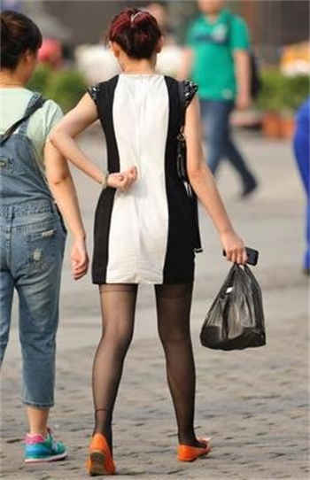 男主叫霍擎天女主叫傅染