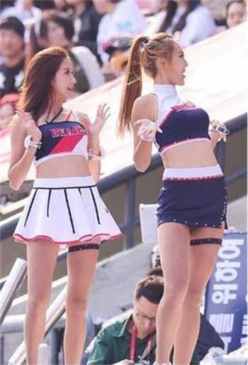新娘发喜帖许安妮在线观看