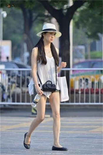 老师把自己奖励给学生