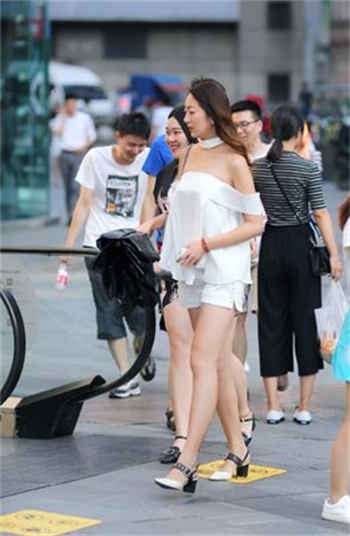 女儿童排尿部长什么样