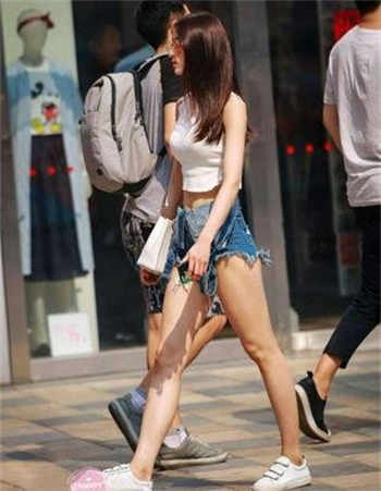 小莹的乳液计未删减全文