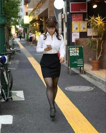 精灵公主妮娜樱花动漫