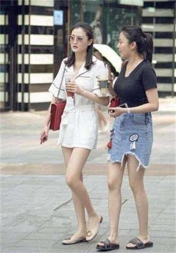 类似秦苒女主的小说