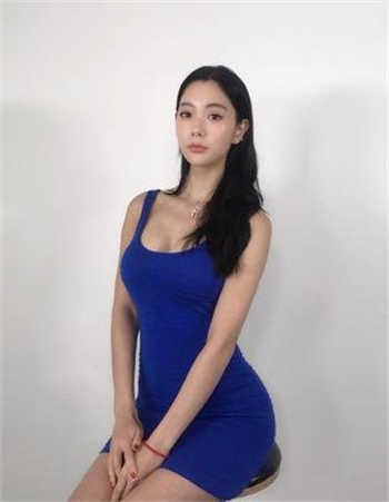 张书记和杨雨婷1一8章